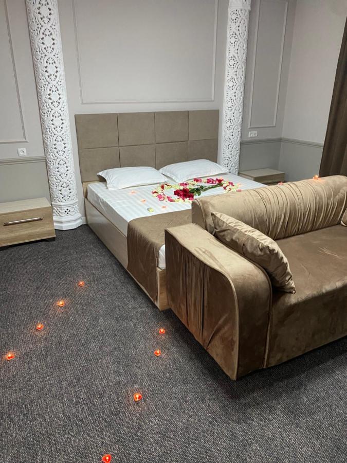 Sapphire hotels Taraz Eksteriør billede